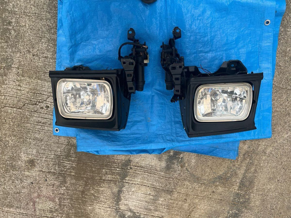 AE86 Zenki Retractable Headlights