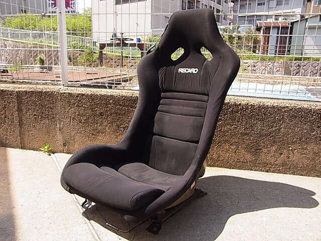 Genuine Recaro Carbon Kevlar Full Bucket Seat Driver’s Side Compatible with RX-7 FD3S RZ & Eunos Roadster RS Limited (NA6CE, NA8C, NB6C, NB8C)